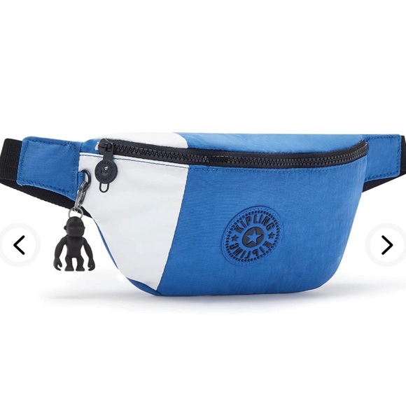 Kipling Handbags - 𝅺Kipling Fresh Waistpack Belt